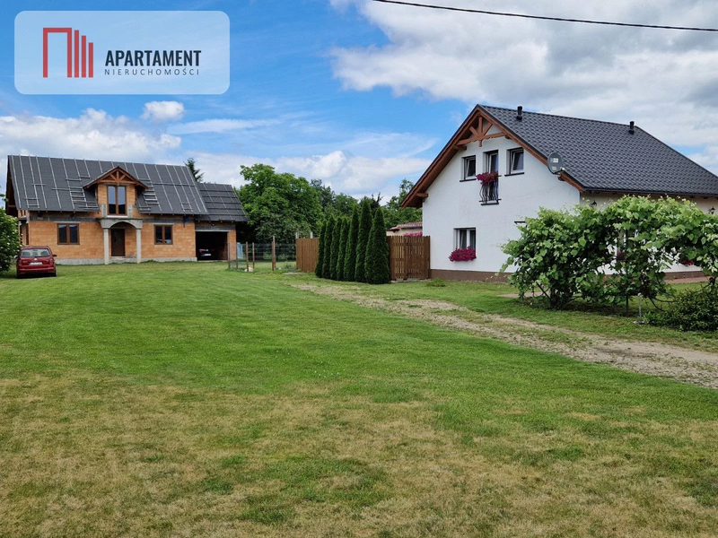 Dwa domy wolnostojące w spokojnej okolicy - dd_18eeaa1f_ds_209526_1.jpg