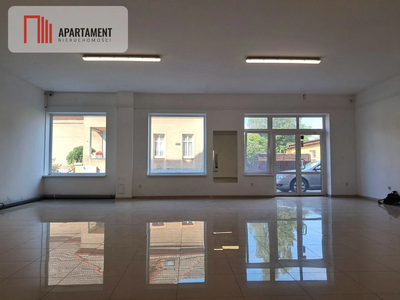 Zadbany Lokal Handlowy w centrym Złotowa - 4