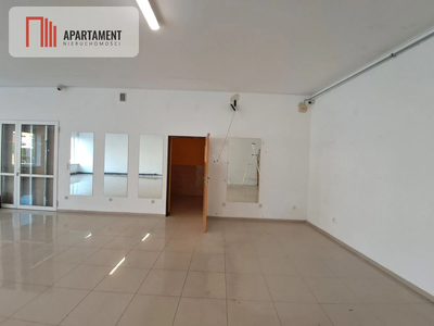 Zadbany Lokal Handlowy w centrym Złotowa - 3