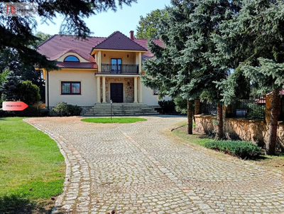 Duża Willa z potencjałem. - 4