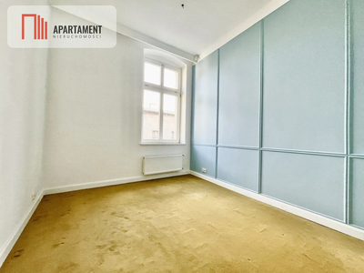 centrum, odrestaurowana kamienica, 1 piętro - 2