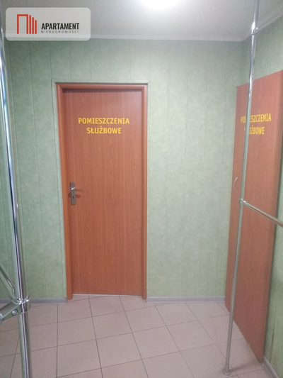 Lokal komercyjny na dużym osiedlu - 3