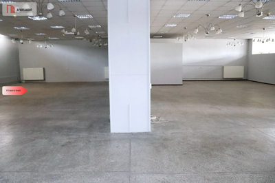 Lokal uslugowo-handlowy 500 m2, I piętro, winda - 3