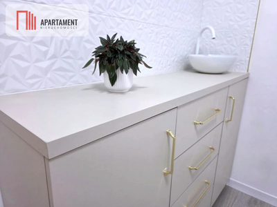 Idealny gabinet pod biznes - 5