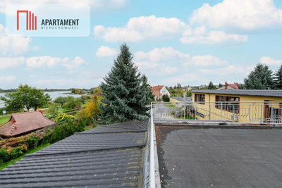 Dom z salą bankietową z widokiem na Jezioro