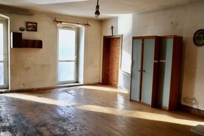 Dom, 3 mieszkania, 5 ha gruntów! Gmina Czernica - 4