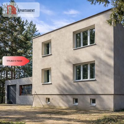 Dom z warsztatem samochodowym