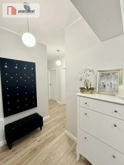 Nowoczesny apartament z dwoma balkonami oraz windą - 3