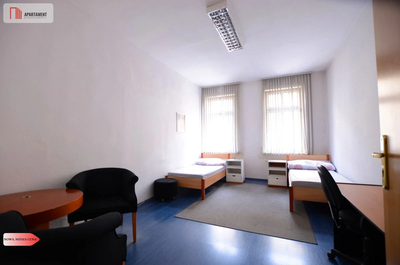 ODNOWIONA KAMIENICA W CENTRUM ŚWIECIA - 4
