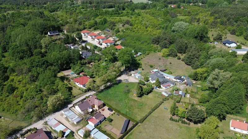 Zbuduj dom tam, gdzie zaczyna się spokój. - 105975497.jpg