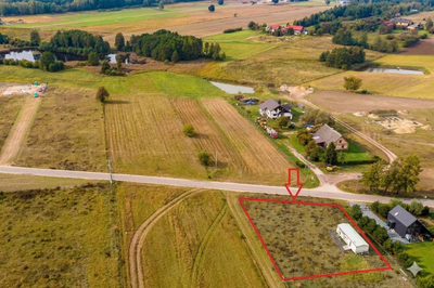 Uzbrojona działka 1091 m² + domek holenderski - 4