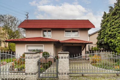 Dom 160m² z dębową podłogą i pięknym ogrodem