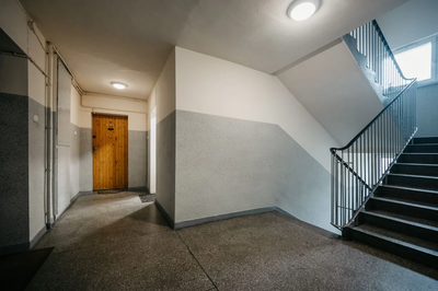 Z wakacji, z bagażem przyjedź tu. Wszystko gotowe. - 2