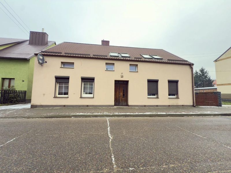 Mieszkanie z ogródkiem i garażem w Krzyżu Wlkp - 109350578.jpg