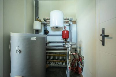 Dom z 2022r na zagospodarowanej działce - 2