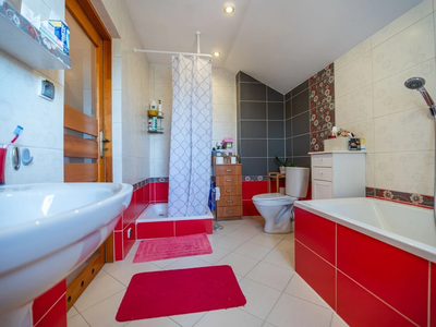 Ekonomiczny dom na przedmieściach Krosna | 120 m² - 4