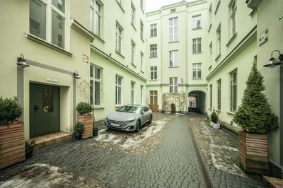Łódź, ul. Wschodnia 65 duża kawalerka. - 2