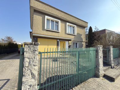Dom z potencjałem w Pniewach – świetna lokalizacja - 5