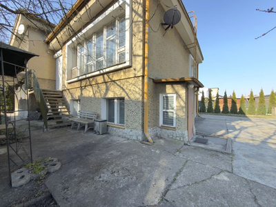 Dom z potencjałem w Pniewach – świetna lokalizacja - 2