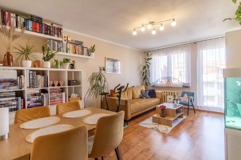 2 pokojowe mieszkanie z balkonem! - 111559976.jpg
