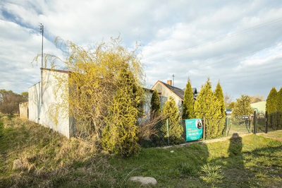 Zamień hałas na ciszę – dom z działką 1000m² - 2