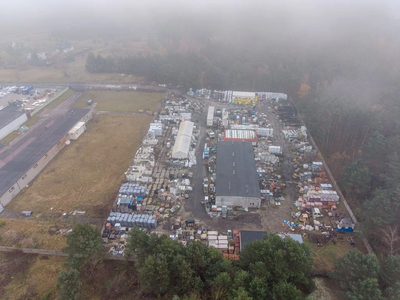 Teren produkcyjny 7260 m2 z magazynem - 2