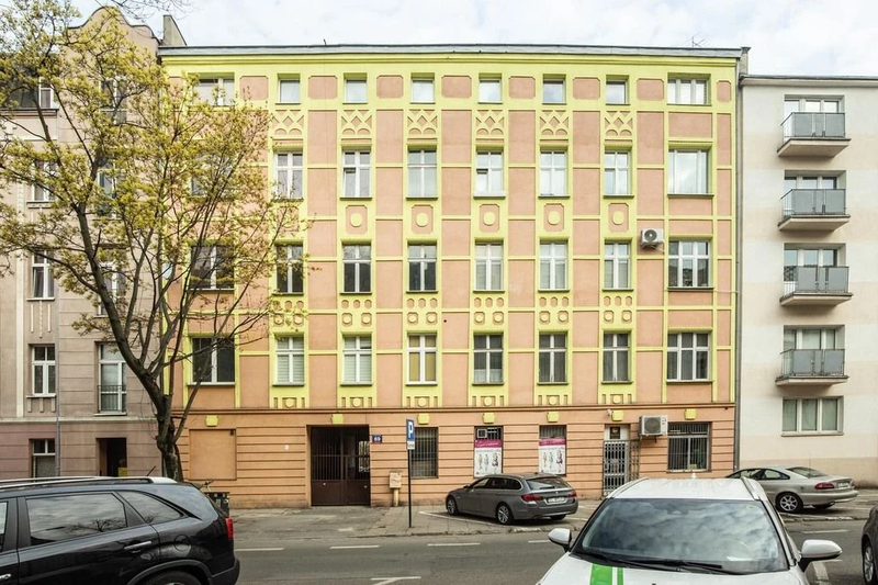 Lokal z witryną w pięknej kamienicy! - 112019929.jpg