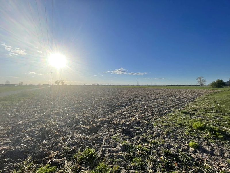 Tęcza nie kłamie, tu jest złoto! 1615 m² - 112258874.jpg