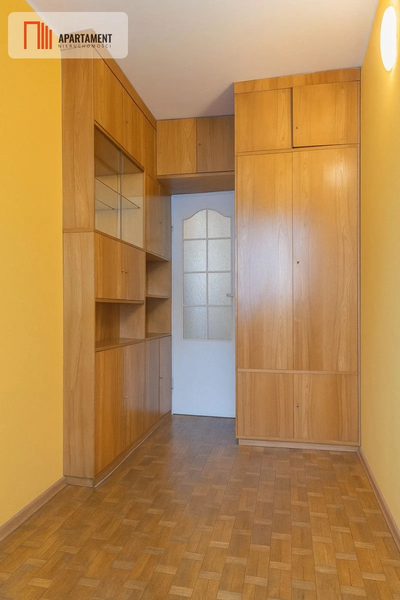 2 pokojowe mieszkanie blisko centrum - 2