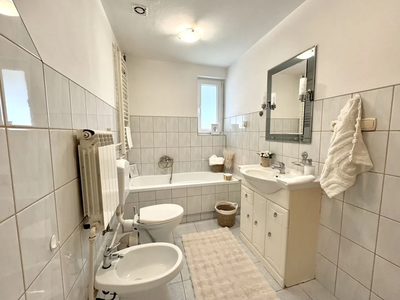 Dom z działką 1,21 ha - rezerwacja - 3