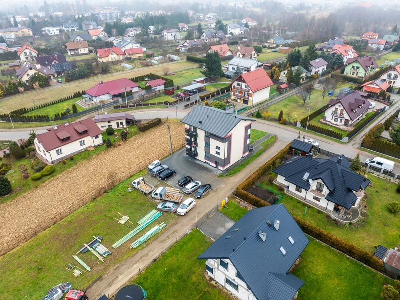 Obniżka Ceny - Blok mieszkaniowy w Krośnie - 109854051.jpg