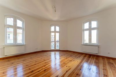 90 m², 3 pokoje w kamienicy - stan deweloperski