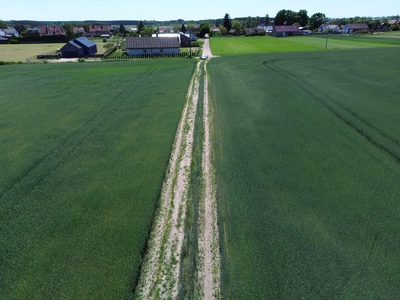 Działka- Jeziora i sześć miast w krótkim zasiegu! - 2