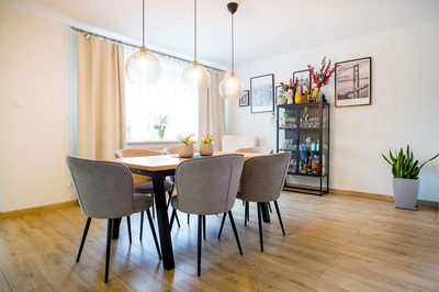 Dom 443m² i baza pod firmę przy trasie S7 - 4