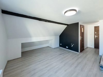 3 pokoje - Jaworzyna - szybki pociąg do Wrocławia. - 2