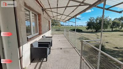 Siedlisko z działką i stawem, Trzaskowice-Stróżewo