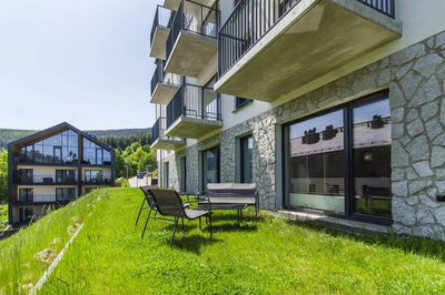 Apartament z tarasem i garażem obok wieży SKYWALK