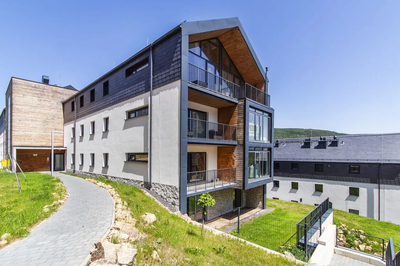Apartament z tarasem i garażem obok wieży SKYWALK - 4