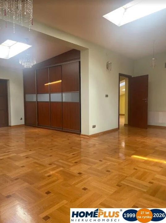 Lokal mieszkalny o pow. 200 m2 w Centrum Wołomina. - 109405893.jpg