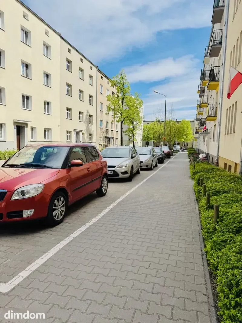 3 pokoje, cegła, spokojna ulica. - 107242976.jpg