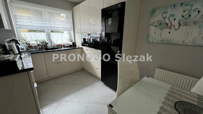 Sprzedam dom z tarasem w Obornikach Śląskich - 4