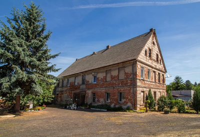 Dom z zabudowaniami gospodarczymi i dużą działką - 3