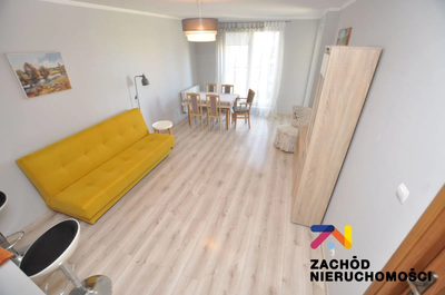 Na sprzedaż atrakcyjne i przestronne mieszkanie 2 pokojowe usytuowane na 2 piętrze w apartamentowcu z windą. Mieszkanie zlokalizowane na osiedlu KOMPLEKS ZACHODNIA. Budynek pięciopiętrowy przy budynk… - 2
