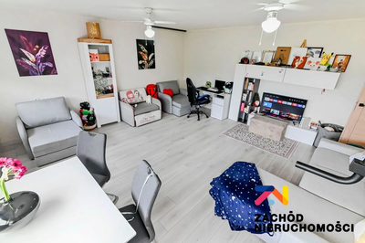 Przestronne 3 pokoje (66 m2) na 4. piętrze z osobną kuchnią ! - 5