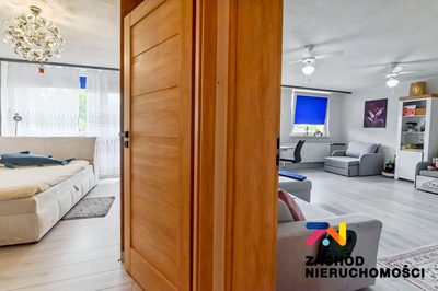 Przestronne 3 pokoje (66 m2) na 4. piętrze z osobną kuchnią ! - 3