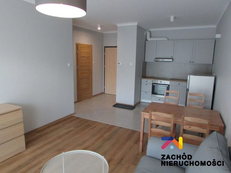 Do wynajęcia bardzo atrakcyjne 2 pokojowe mieszkanie o powierzchni ok. 45 m2 usytuowane na 3 piętrze nowoczesnego apartamentowca z windą oddanego do użytku w 2021 roku zlokalizowanego przy ul. Botani… - 166100227-1l.jpg
