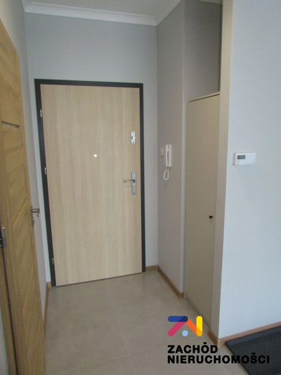 Do wynajęcia bardzo atrakcyjne 2 pokojowe mieszkanie o powierzchni ok. 45 m2 usytuowane na 3 piętrze nowoczesnego apartamentowca z windą oddanego do użytku w 2021 roku zlokalizowanego przy ul. Botani… - 4