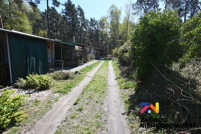 ZAMKNIĘTY KOMPLEKS 45 DOMKÓW LETNISKOWYCH LUB CAŁOROCZNYCH Z WŁASNĄ PLAŻĄ. - 3