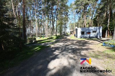 ZAMKNIĘTY KOMPLEKS 45 DOMKÓW LETNISKOWYCH LUB CAŁOROCZNYCH Z WŁASNĄ PLAŻĄ. - 2