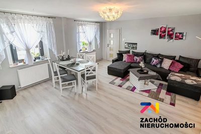 Oferujemy Państwu na sprzedaż lokal mieszkalny, znajdujący się w samym centrum Nowogrodu Bobrzańskiego przy ulicy Słowackiego, vis a vis Urzędu Miejskiego.